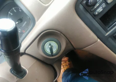 1998 Toyota Camry Le from USA, damaged, VIN 4T1BG22K9WU366034